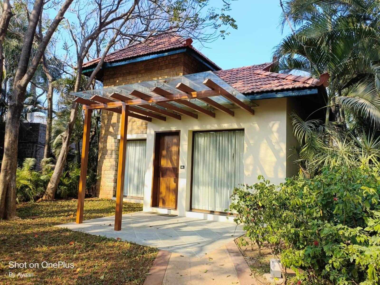 The Golkonda Resort And Spa Hyderabad Exteriör bild