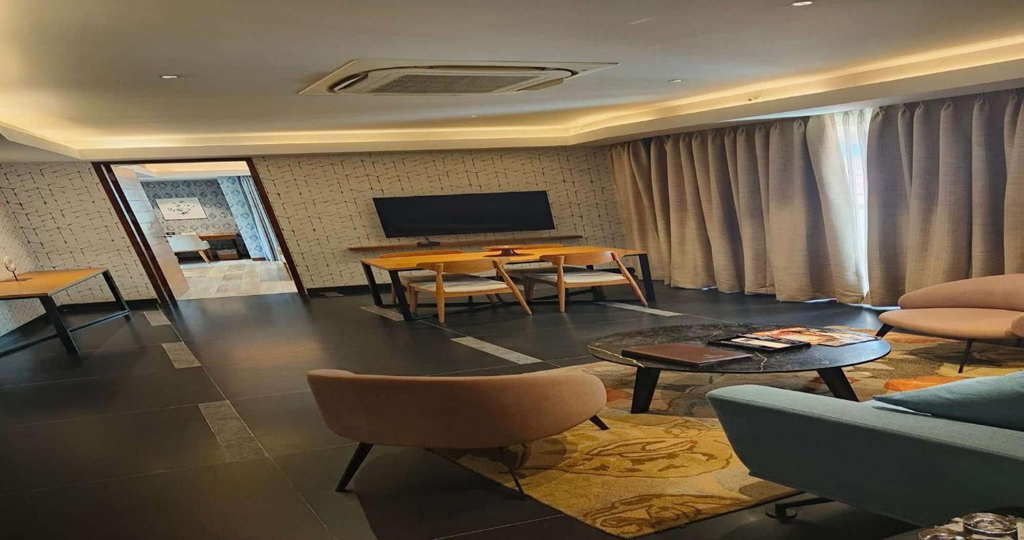 The Golkonda Resort And Spa Hyderabad Exteriör bild